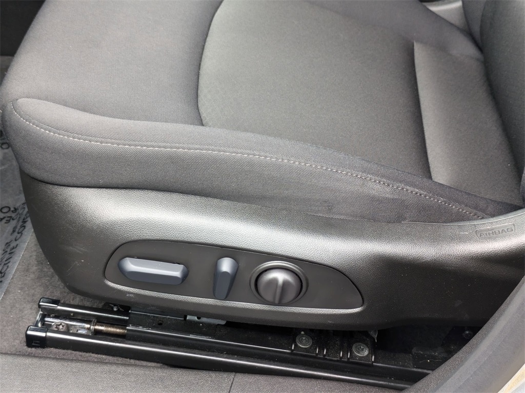 Thumbnail: 2024 Chevrolet Malibu - 15