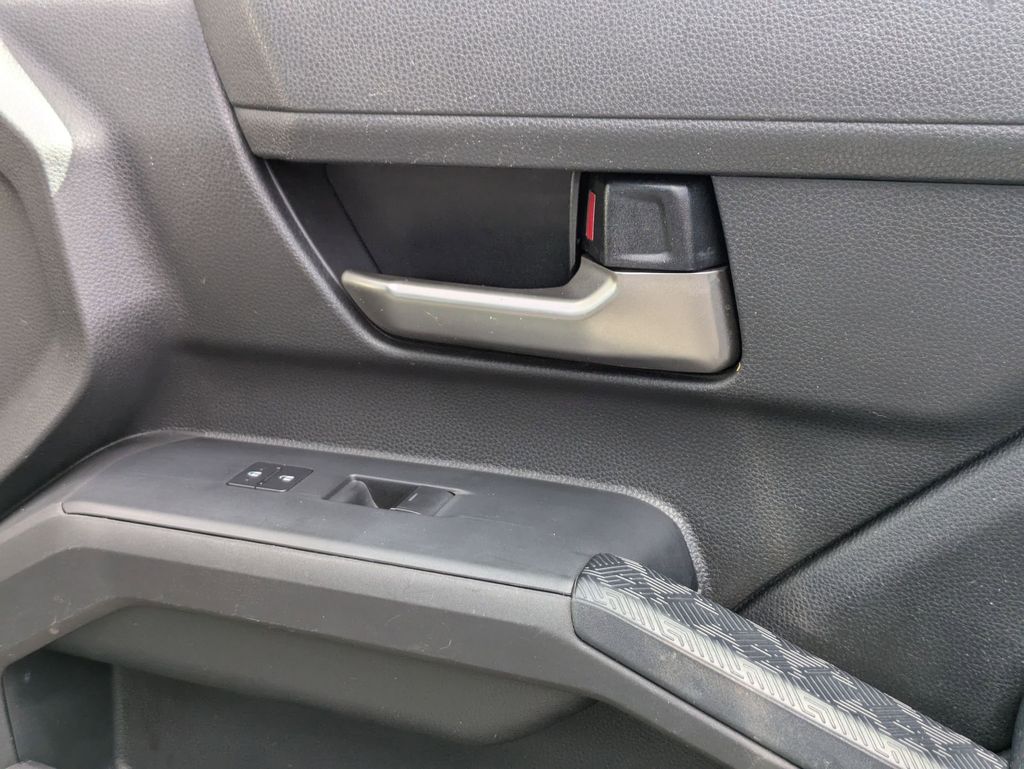 Thumbnail: 2024 Toyota Tacoma - 33