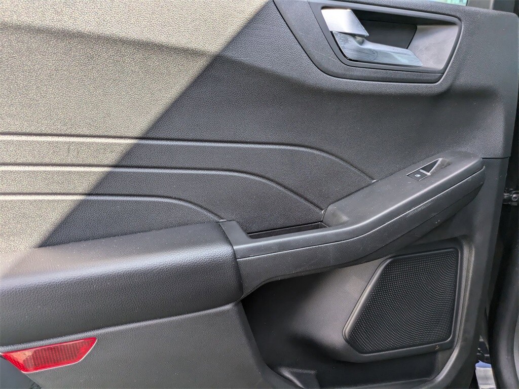 Thumbnail: 2025 Ford Escape - 25