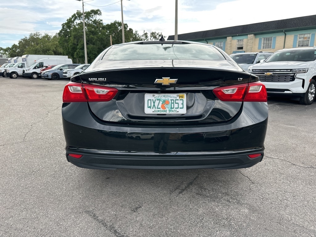 Thumbnail: 2024 Chevrolet Malibu - 6