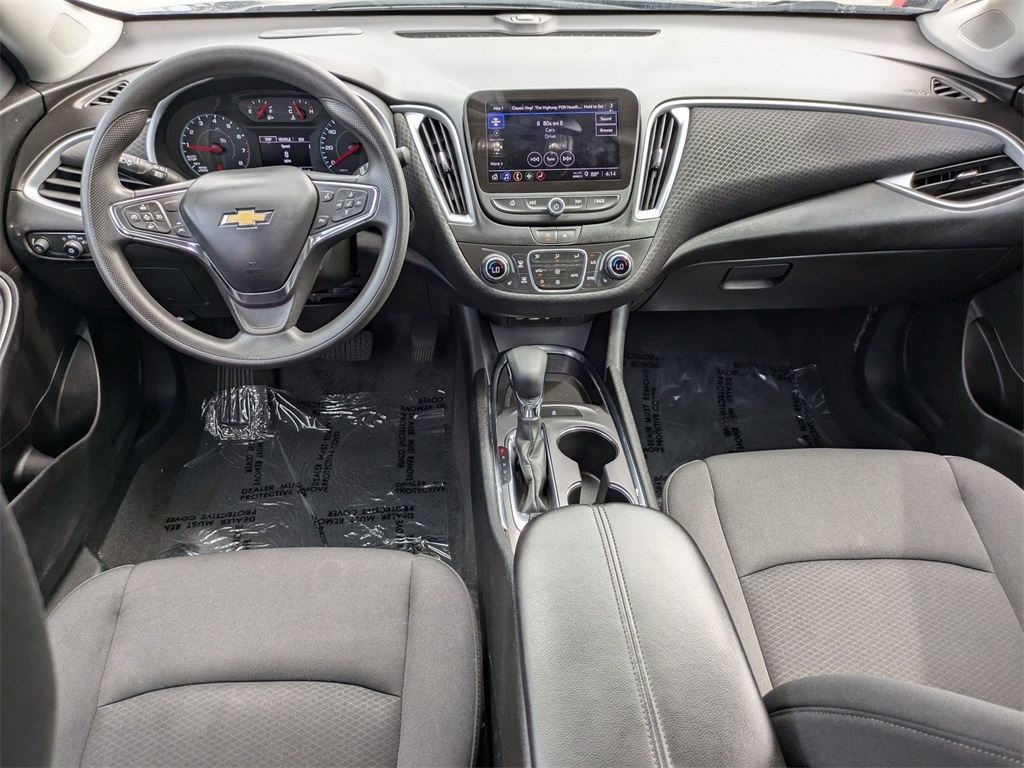 Thumbnail: 2023 Chevrolet Malibu - 21