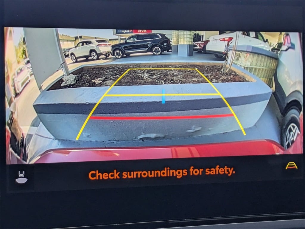 Thumbnail: 2025 Toyota Camry - 18