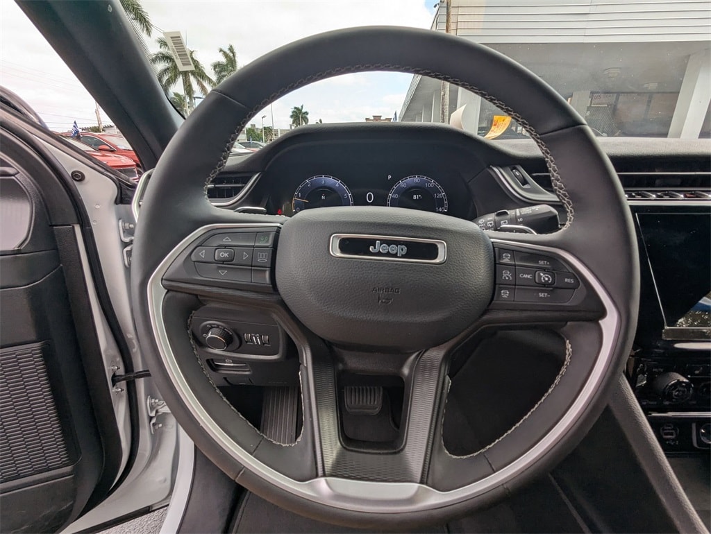 Thumbnail: 2024 Jeep Grand Cherokee L - 15