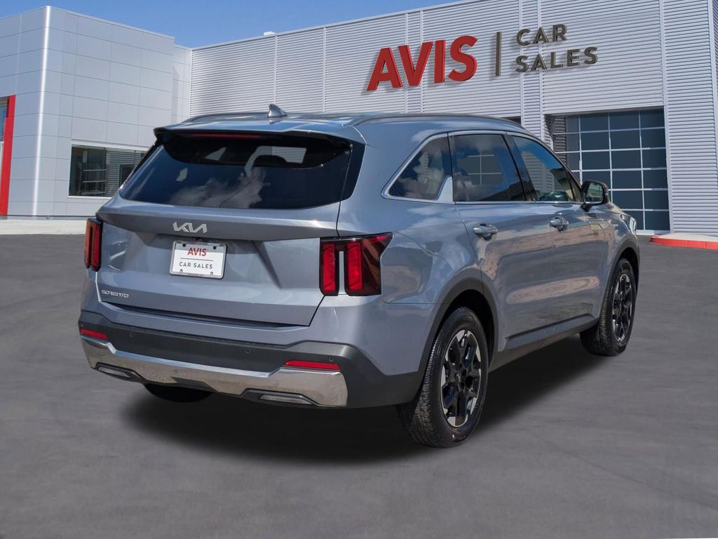 Thumbnail: 2024 Kia Sorento - 6