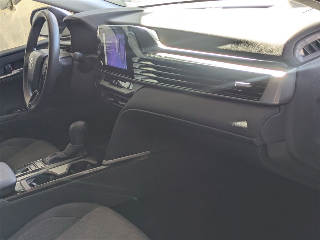 Thumbnail: 2025 Toyota Camry - 31