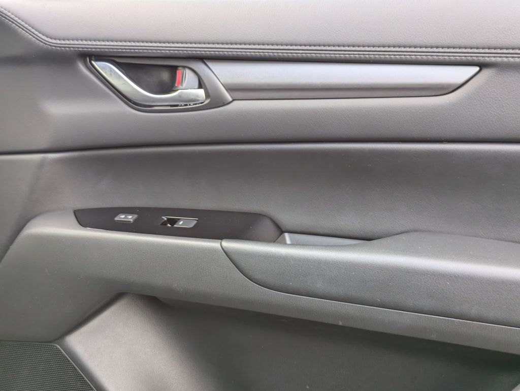 Thumbnail: 2025 Mazda CX-5 - 32