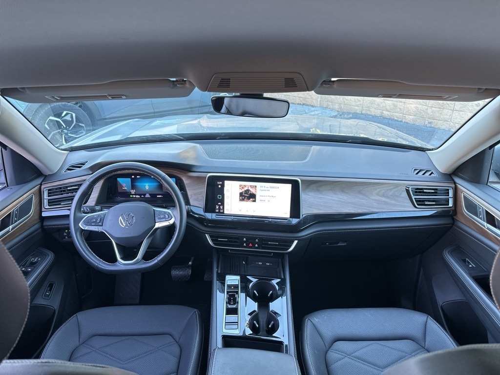 Thumbnail: 2025 Volkswagen Atlas - 17