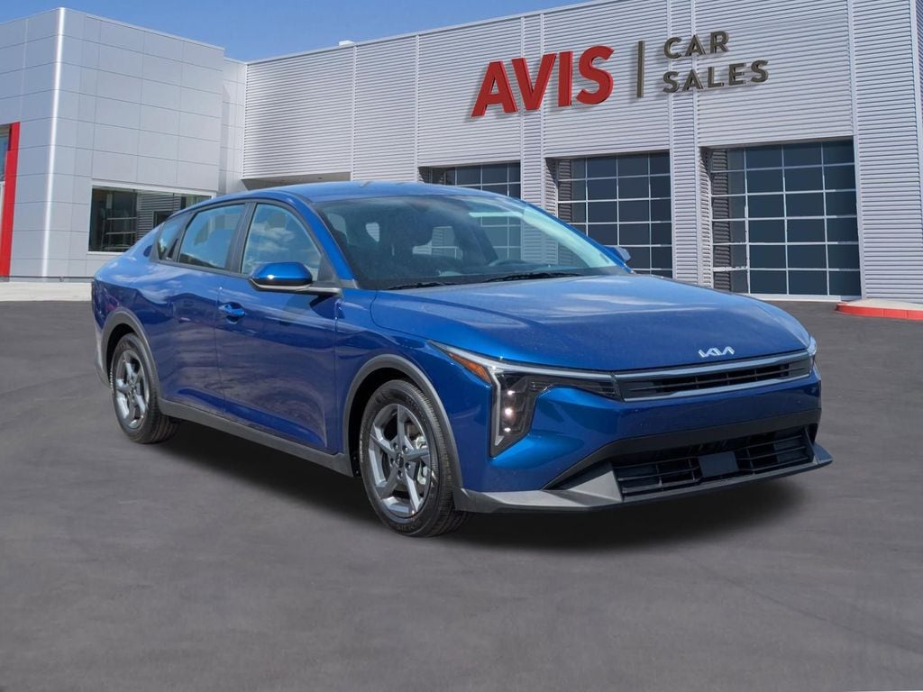 Thumbnail: 2025 Kia K4 - 3