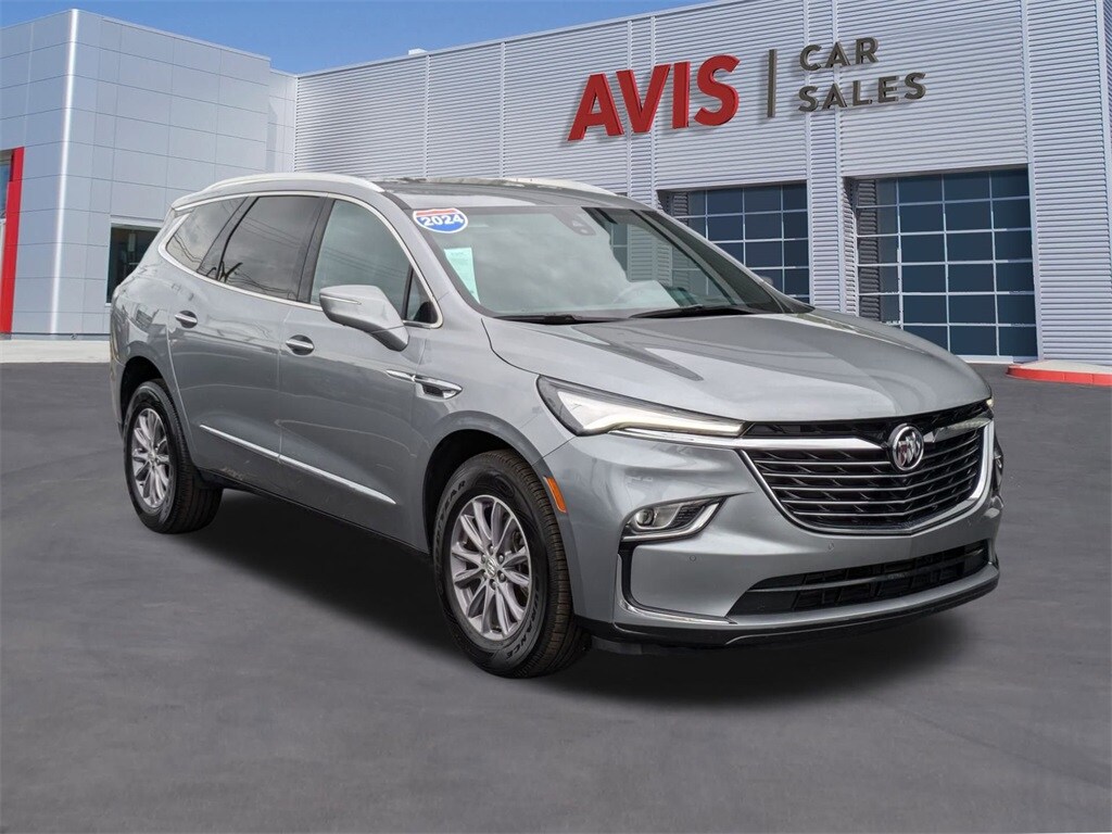2024 Buick Enclave Premium photo 2