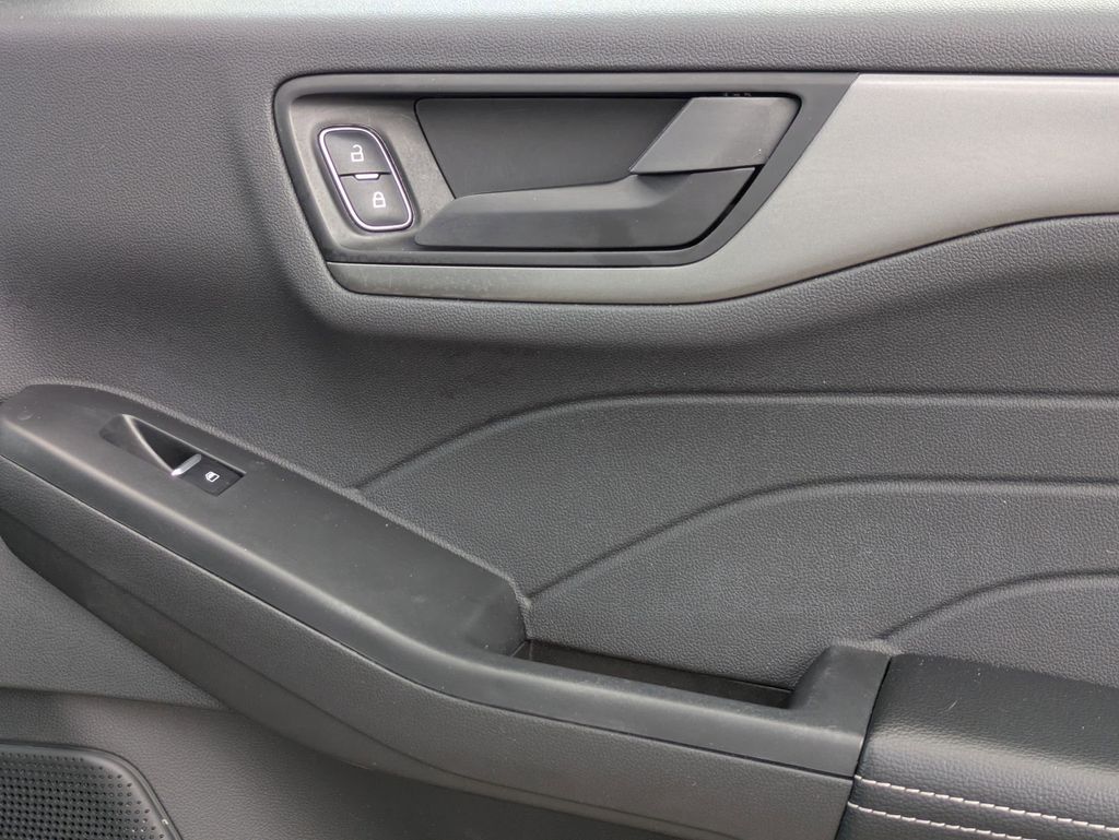 Thumbnail: 2025 Ford Escape - 33