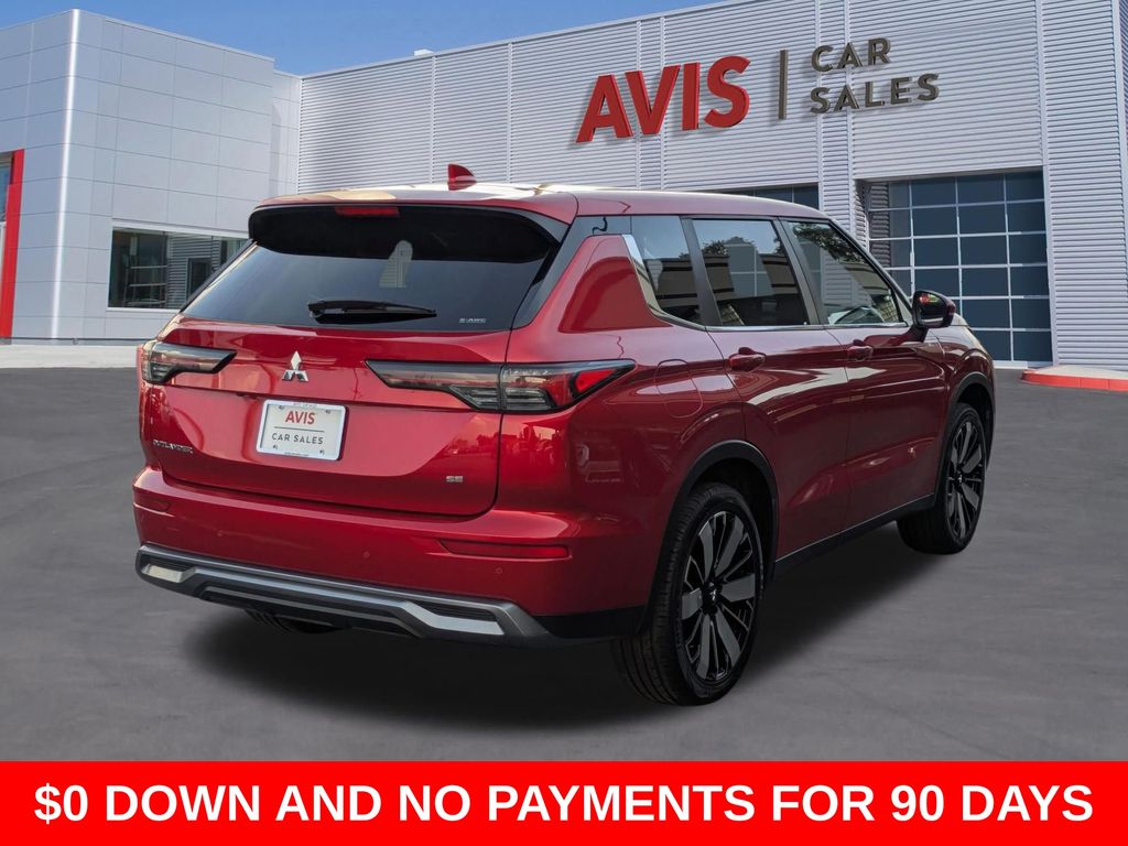 Thumbnail: 2025 Mitsubishi Outlander - 6