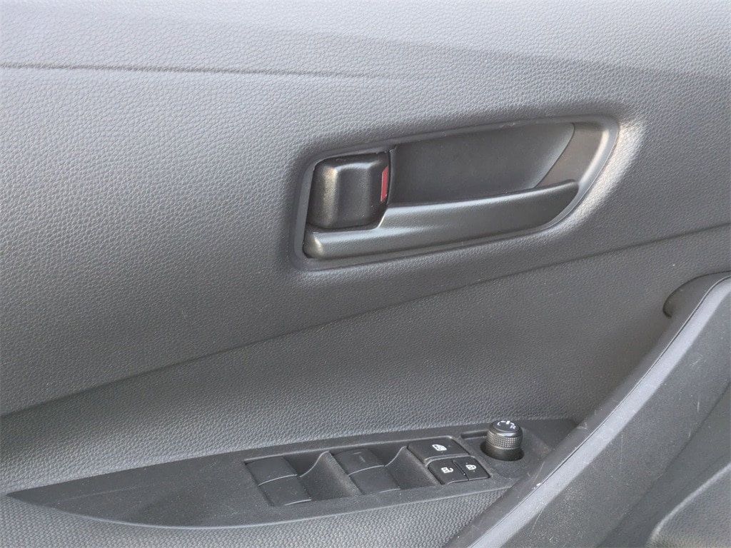 Thumbnail: 2025 Toyota Corolla - 13