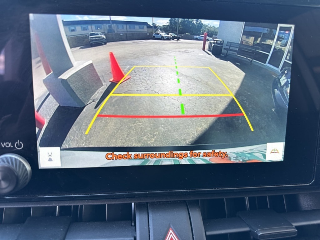 Thumbnail: 2025 Toyota RAV4 - 20