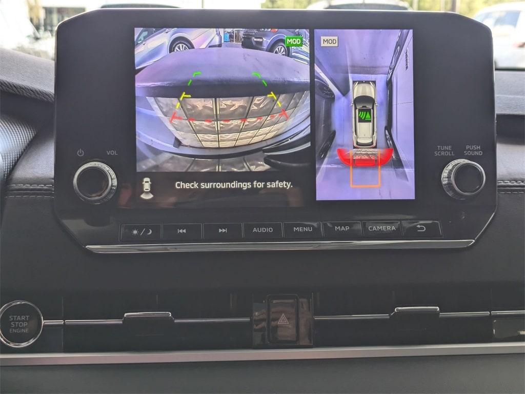 Thumbnail: 2024 Mitsubishi Outlander - 18