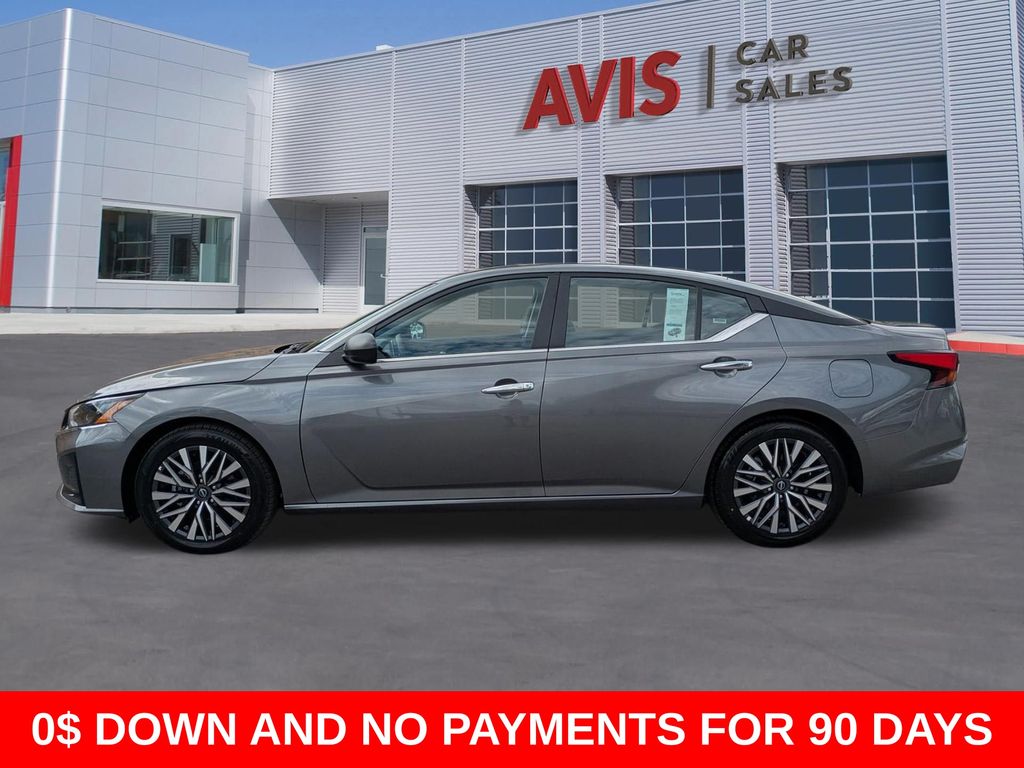 Thumbnail: 2025 Nissan Altima - 10