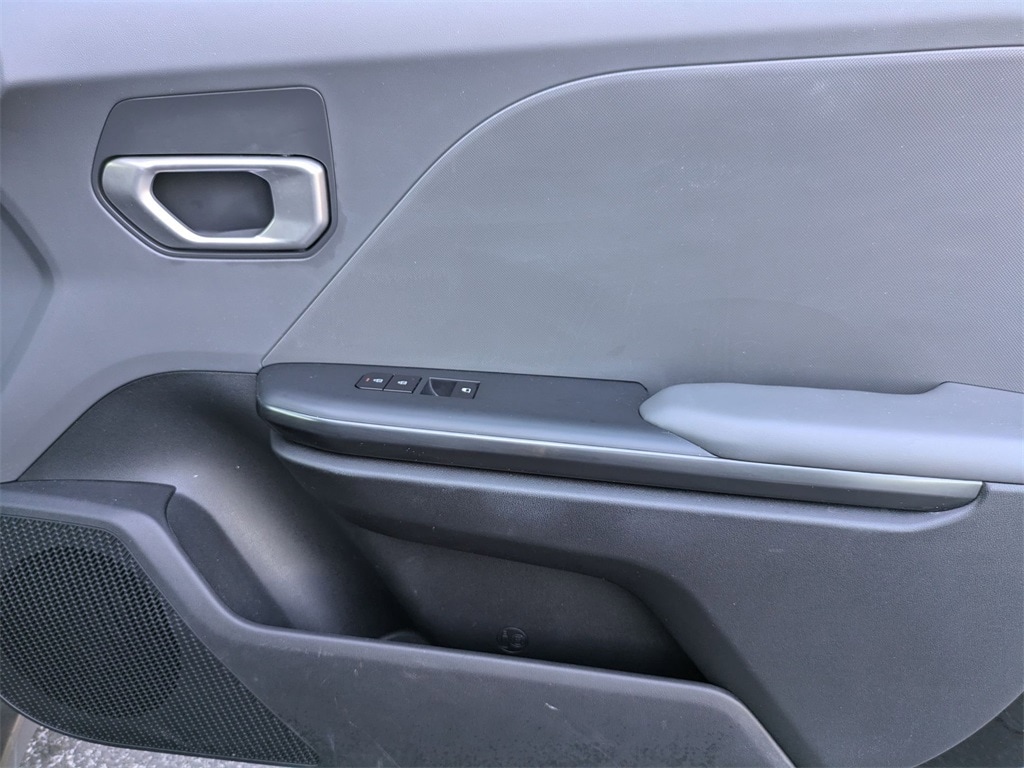 Thumbnail: 2025 Kia K4 - 32