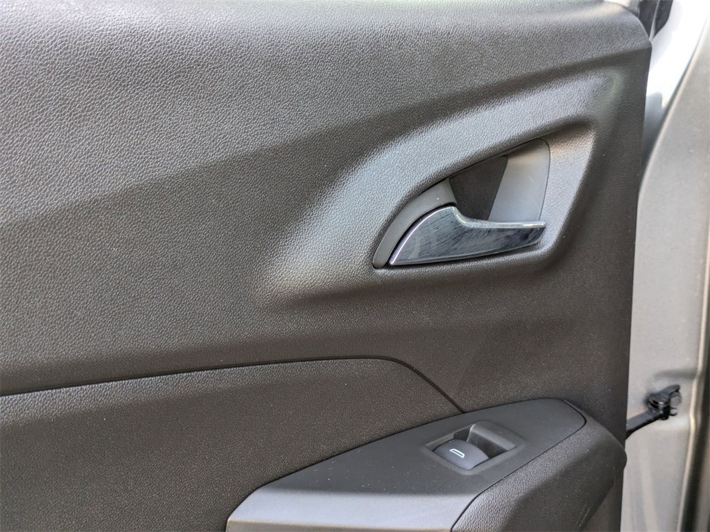 Thumbnail: 2025 Chevrolet Trax - 23