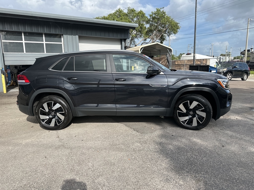 Thumbnail: 2024 Volkswagen Atlas - 4