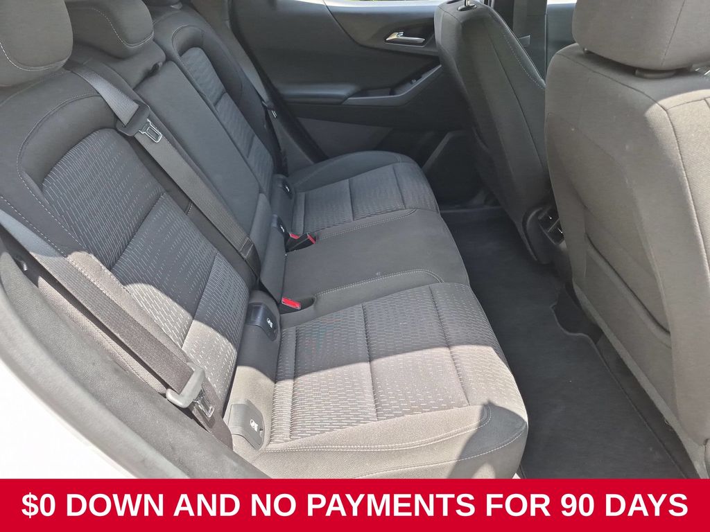 2025 Chevrolet Equinox LT - Photo 30