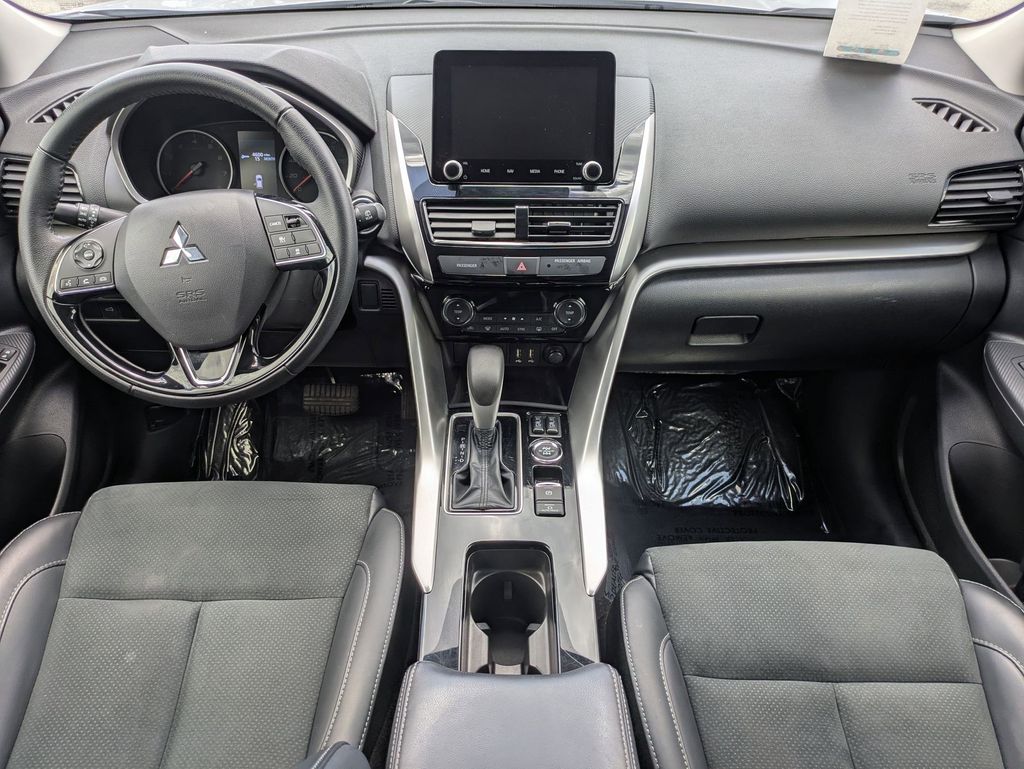 Thumbnail: 2025 Mitsubishi Eclipse Cross - 25