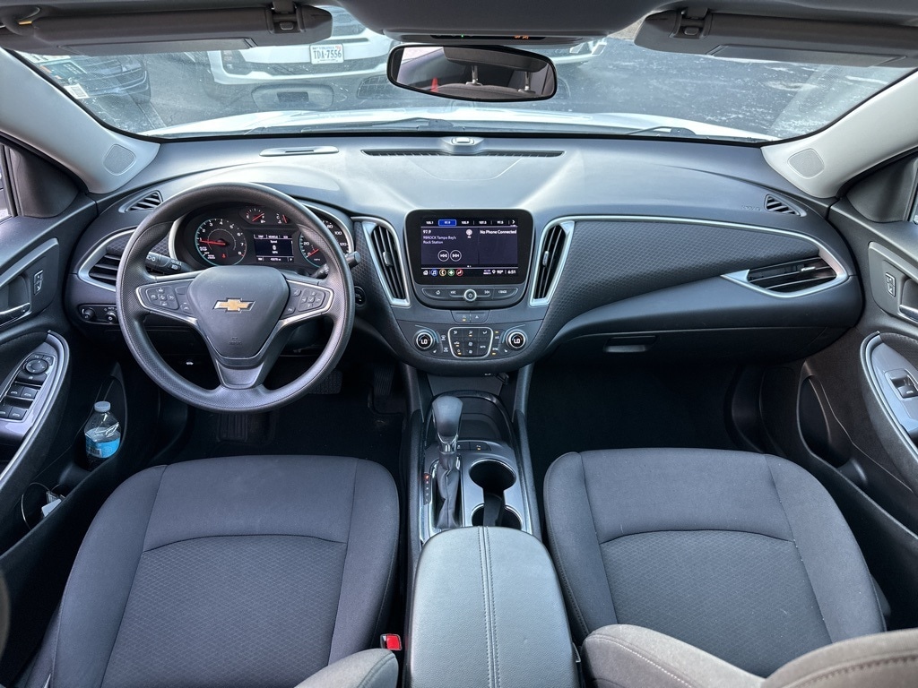 Thumbnail: 2024 Chevrolet Malibu - 16