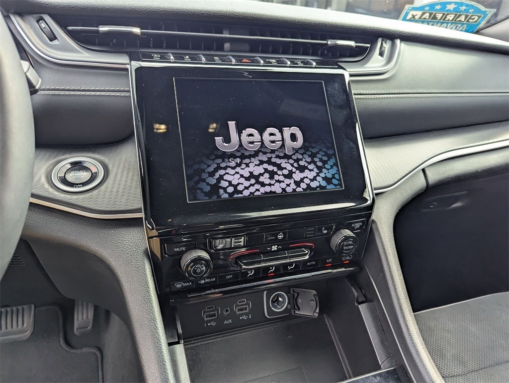 Thumbnail: 2024 Jeep Grand Cherokee L - 20