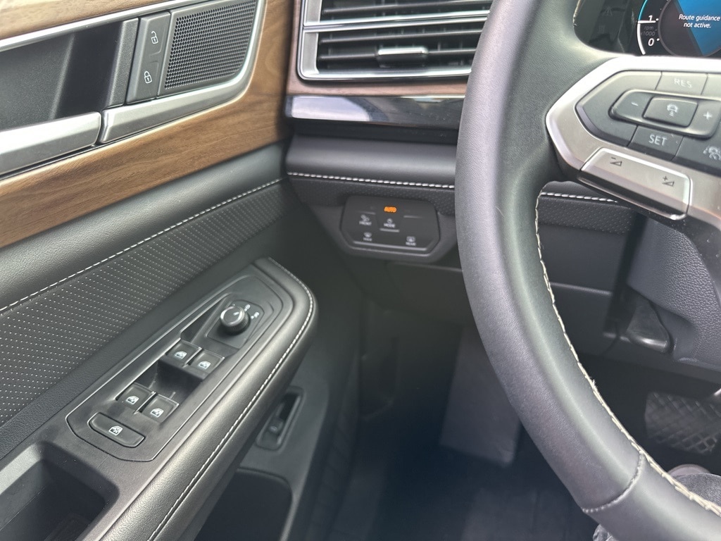 Thumbnail: 2025 Volkswagen Atlas - 19