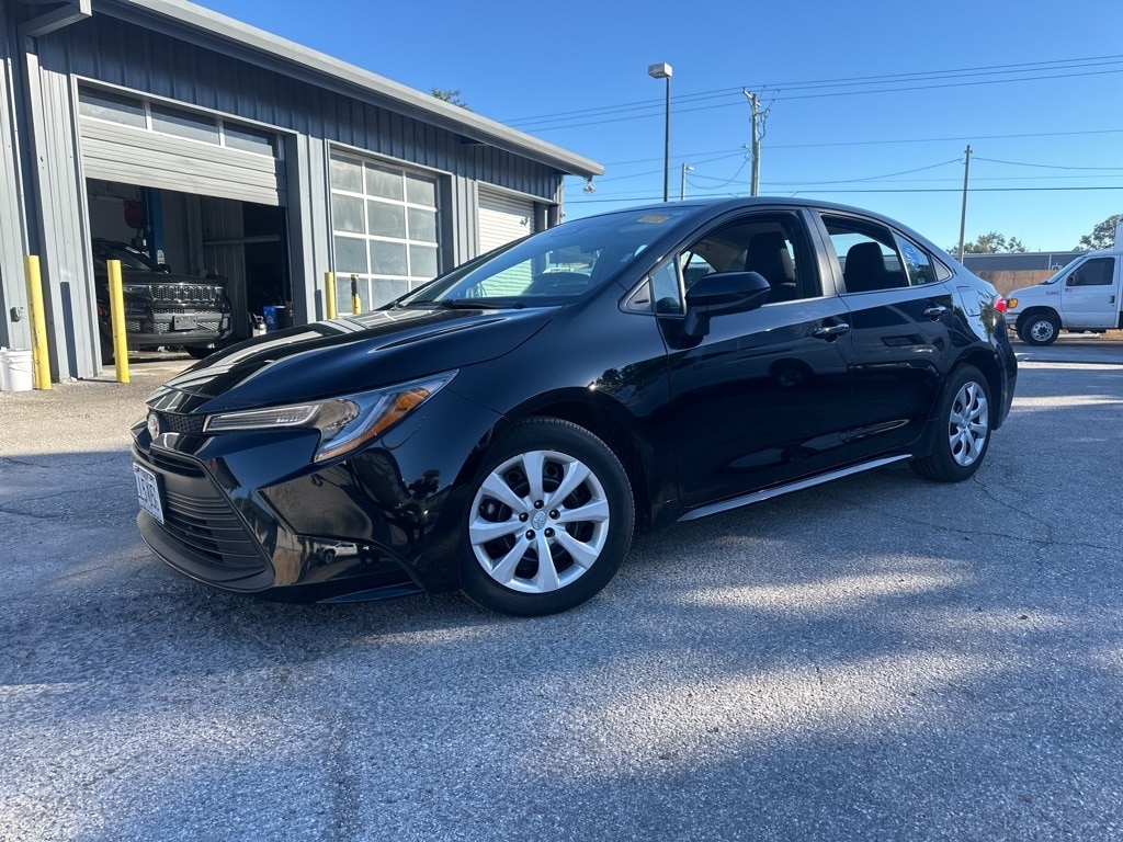 Certified 2024 Toyota Corolla LE Sedan