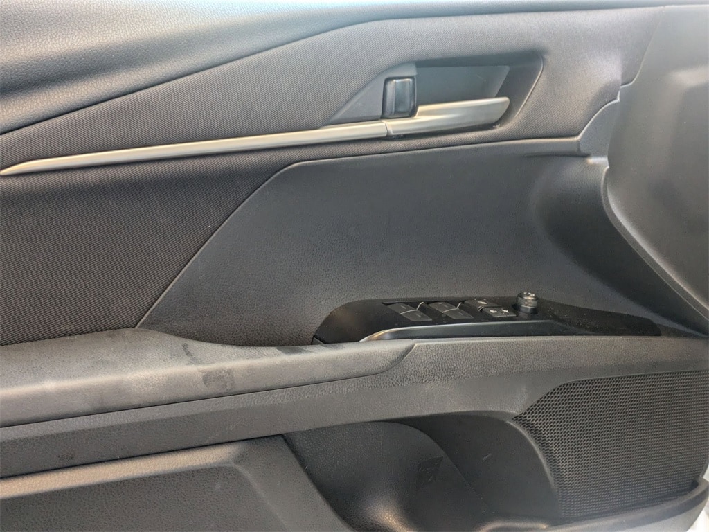 Thumbnail: 2025 Toyota Camry - 11