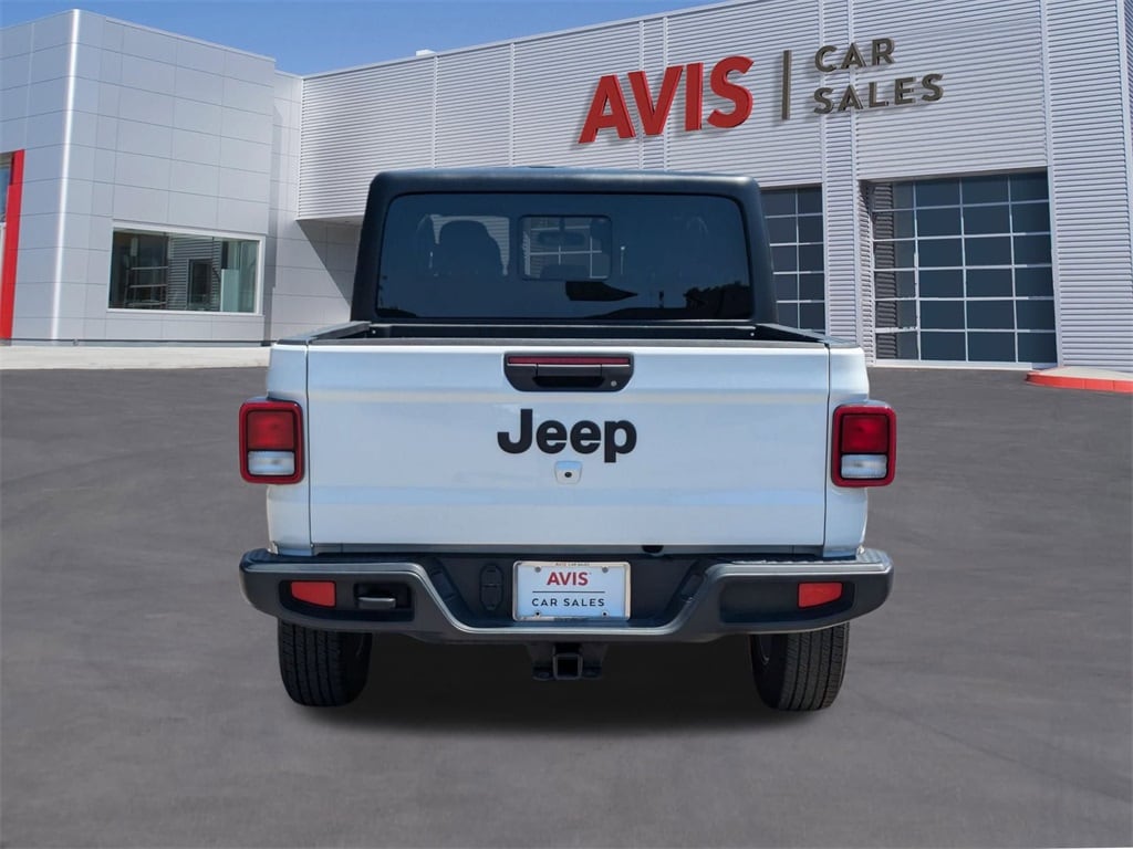 Thumbnail: 2023 Jeep Gladiator - 7