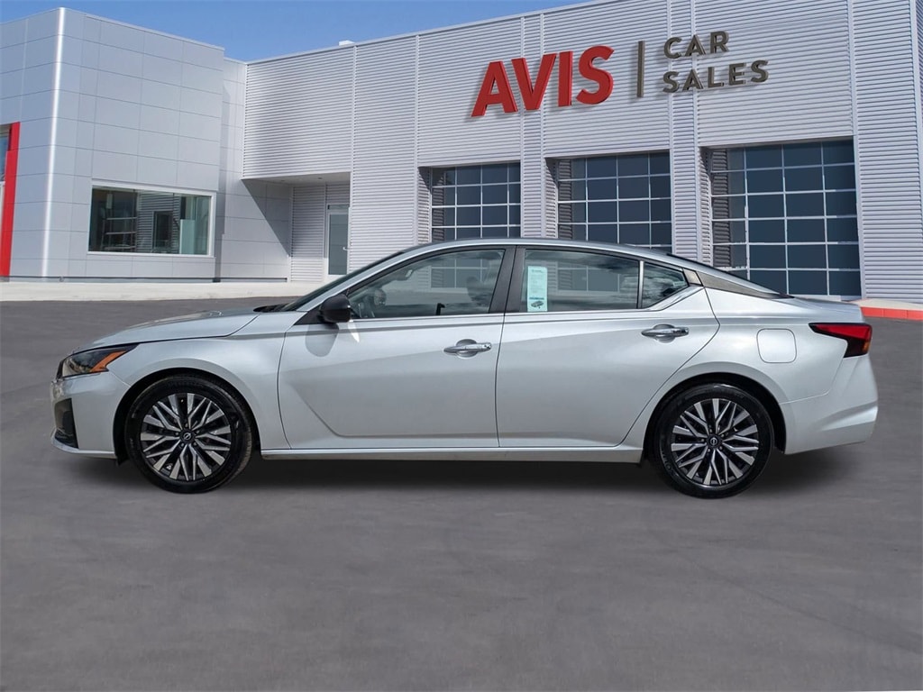 Thumbnail: 2024 Nissan Altima - 8