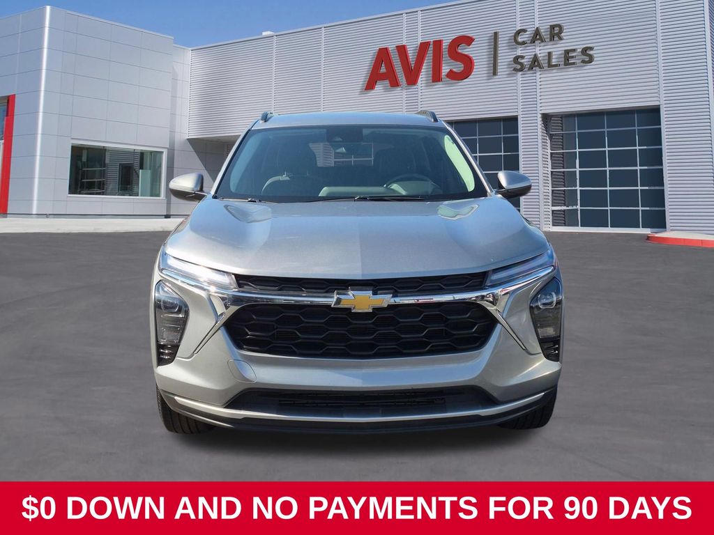 Thumbnail: 2025 Chevrolet Trax - 2
