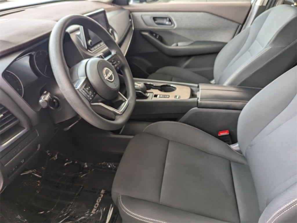 2023 Nissan Rogue S 22