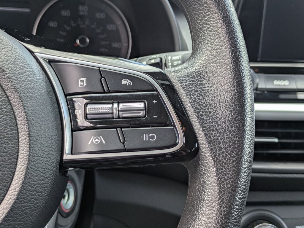 Thumbnail: 2024 Kia Forte - 20