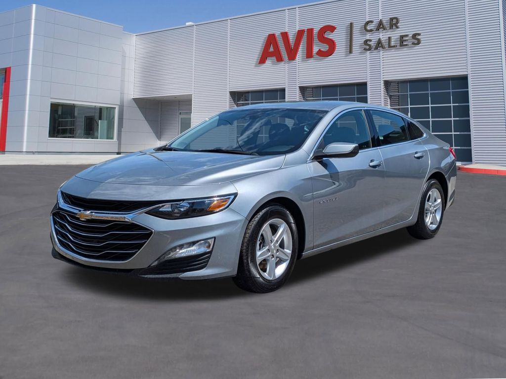 Thumbnail: 2024 Chevrolet Malibu - 1