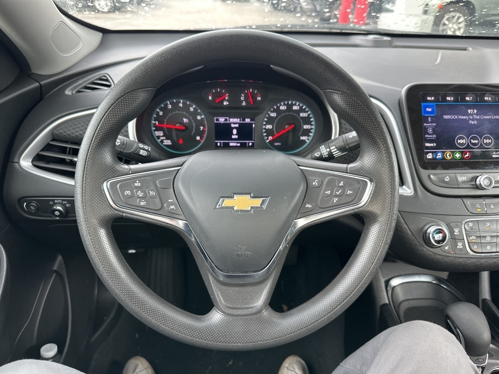 Thumbnail: 2024 Chevrolet Malibu - 9