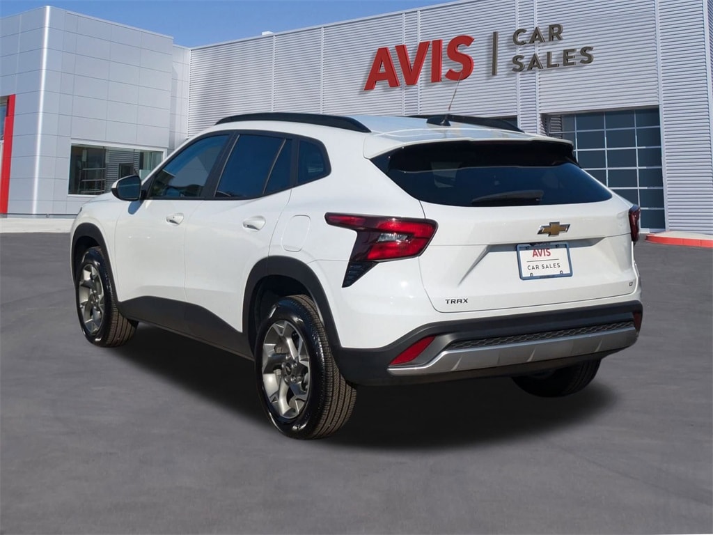 Thumbnail: 2025 Chevrolet Trax - 7