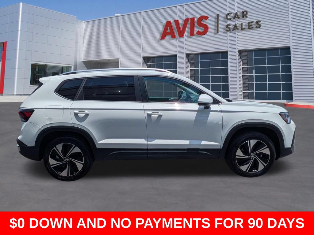 Thumbnail: 2025 Volkswagen Taos - 5