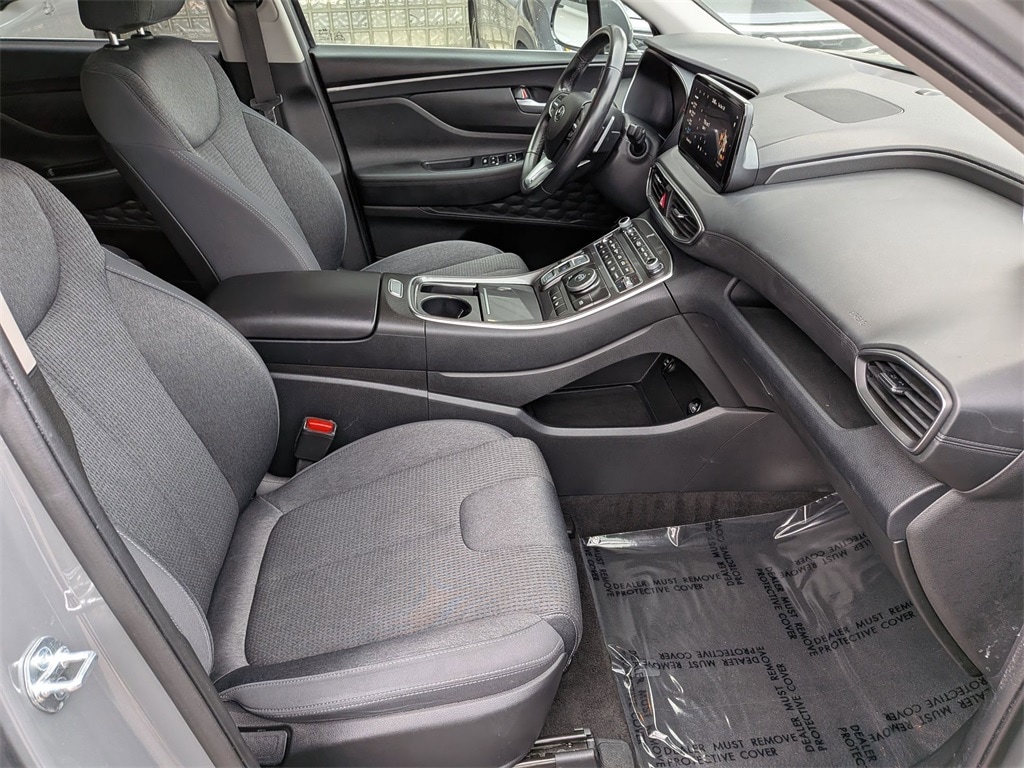 Thumbnail: 2023 Hyundai Santa Fe - 32