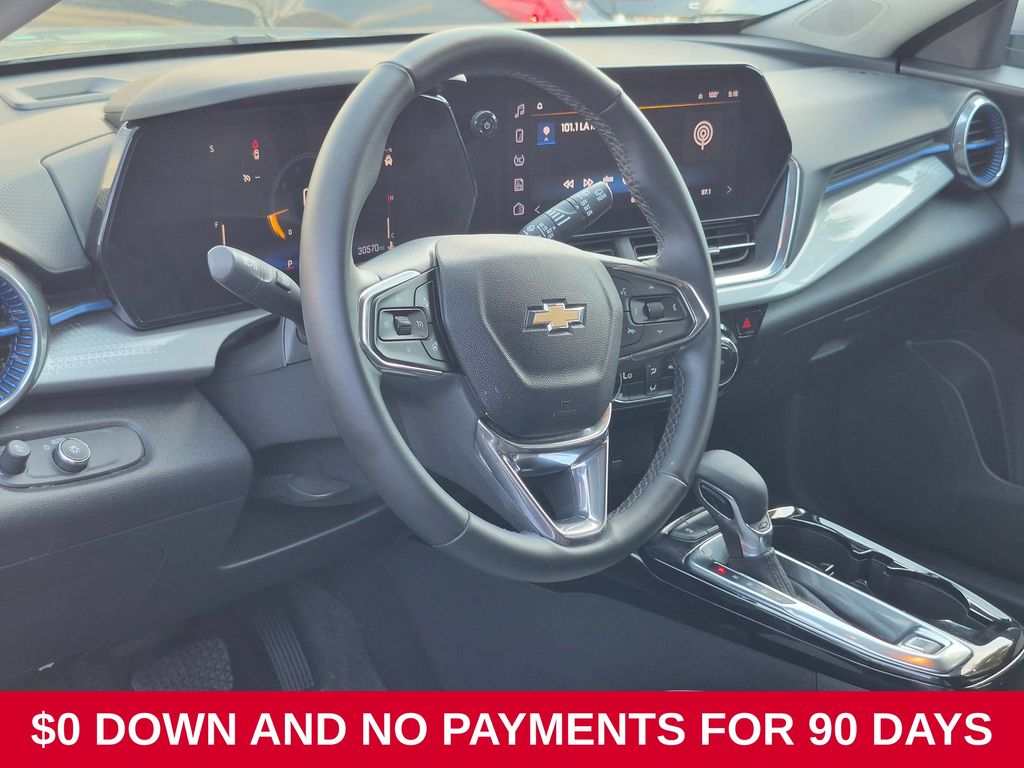Thumbnail: 2025 Chevrolet Trax - 14