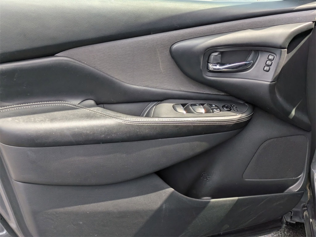 2023 Nissan Murano SL 14