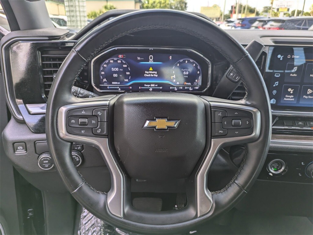Thumbnail: 2024 Chevrolet Silverado 1500 - 18