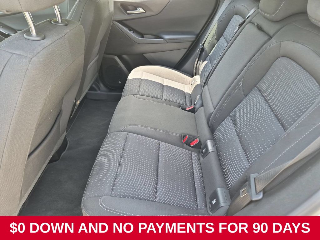 2025 Chevrolet Equinox LT - Photo 28