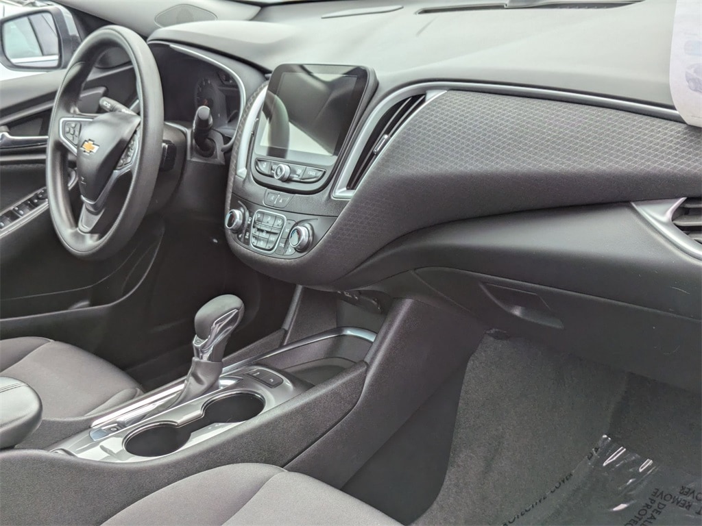 Thumbnail: 2024 Chevrolet Malibu - 31