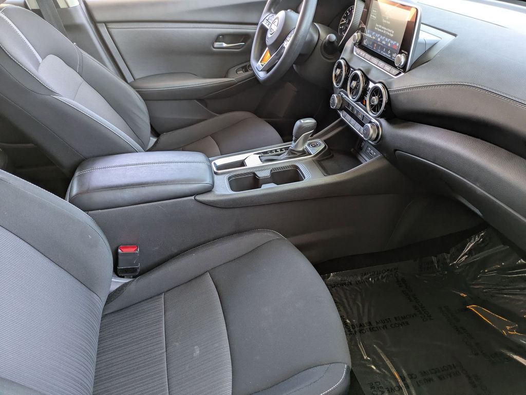 2025 Nissan Sentra SV - Photo 30