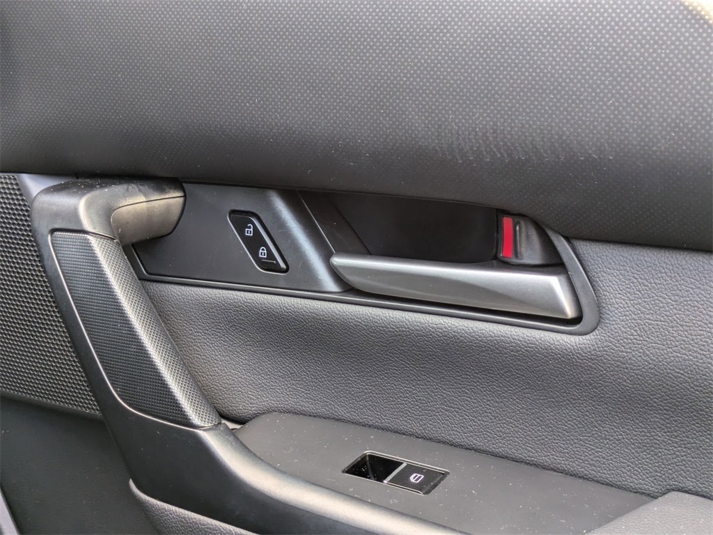 Thumbnail: 2025 Mazda CX-50 - 33