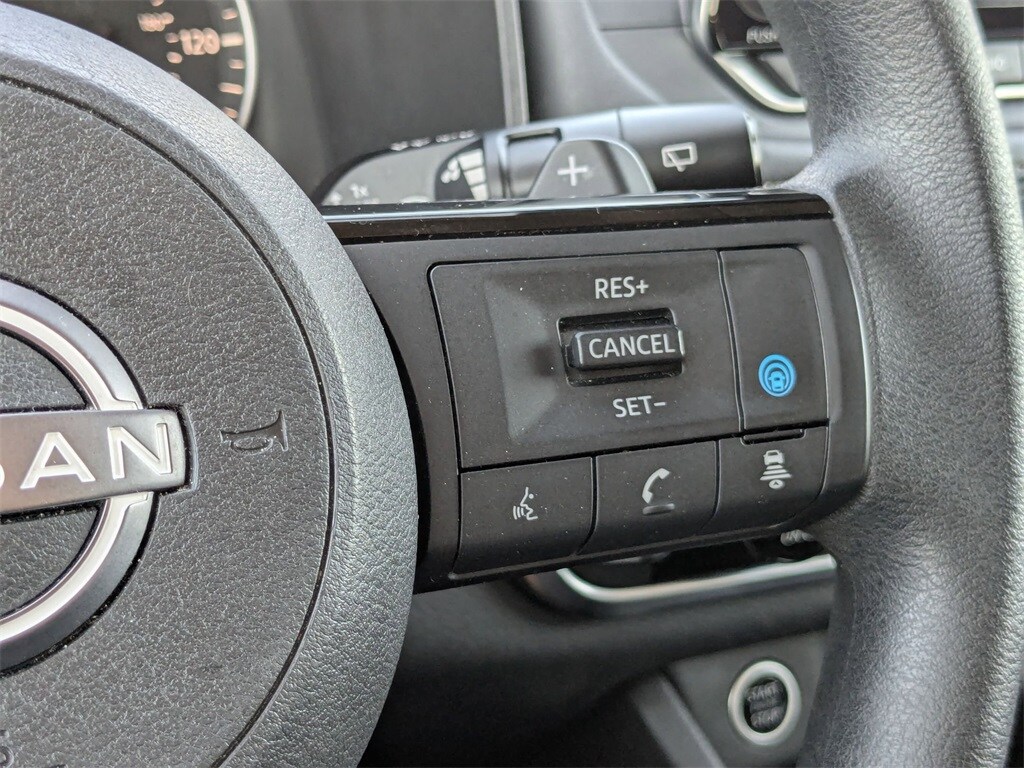 Thumbnail: 2023 Nissan Rogue - 22