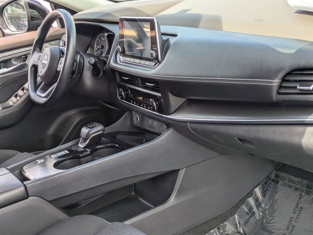 Thumbnail: 2023 Nissan Rogue - 31