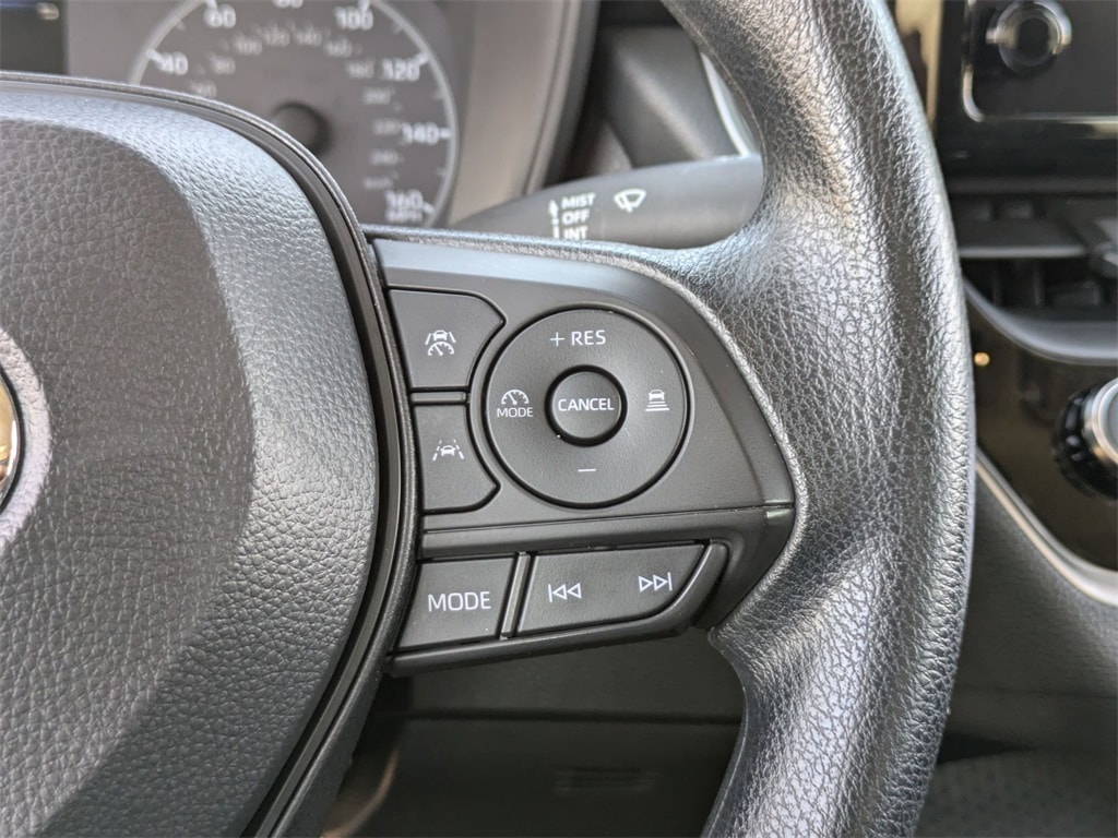 Thumbnail: 2025 Toyota Corolla - 21