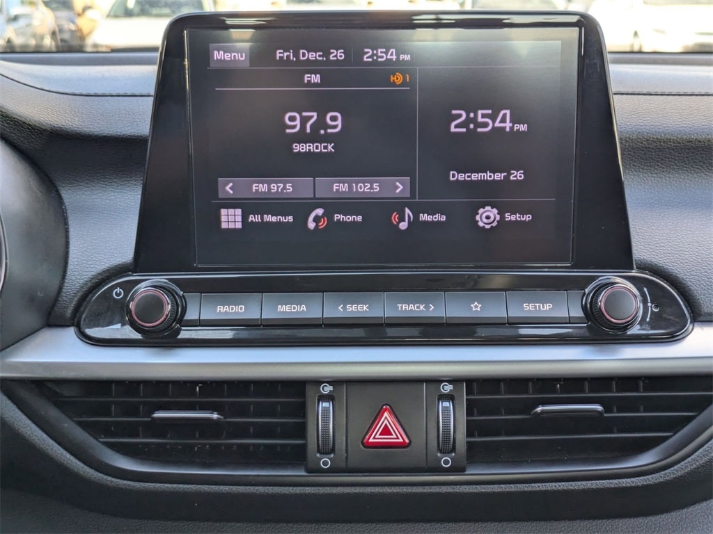 Thumbnail: 2024 Kia Forte - 18